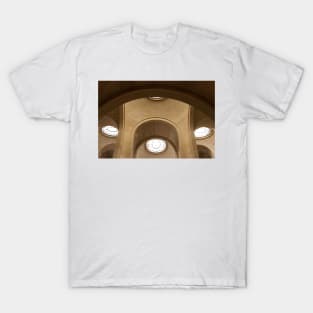 Wherever You Turn At The Louvre © T-Shirt